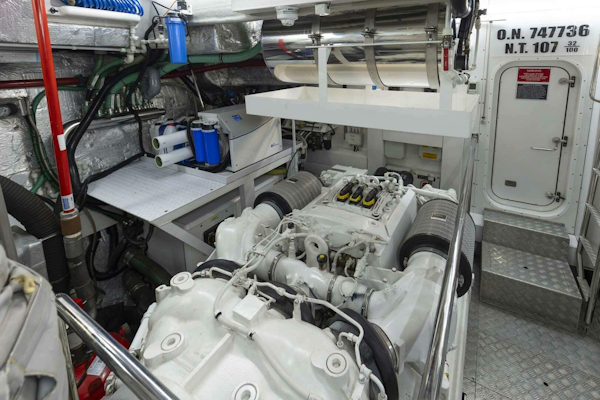 Sunseeker-95 Yacht 2017-S-Cape Victoria-British Columbia-Canada-4721935