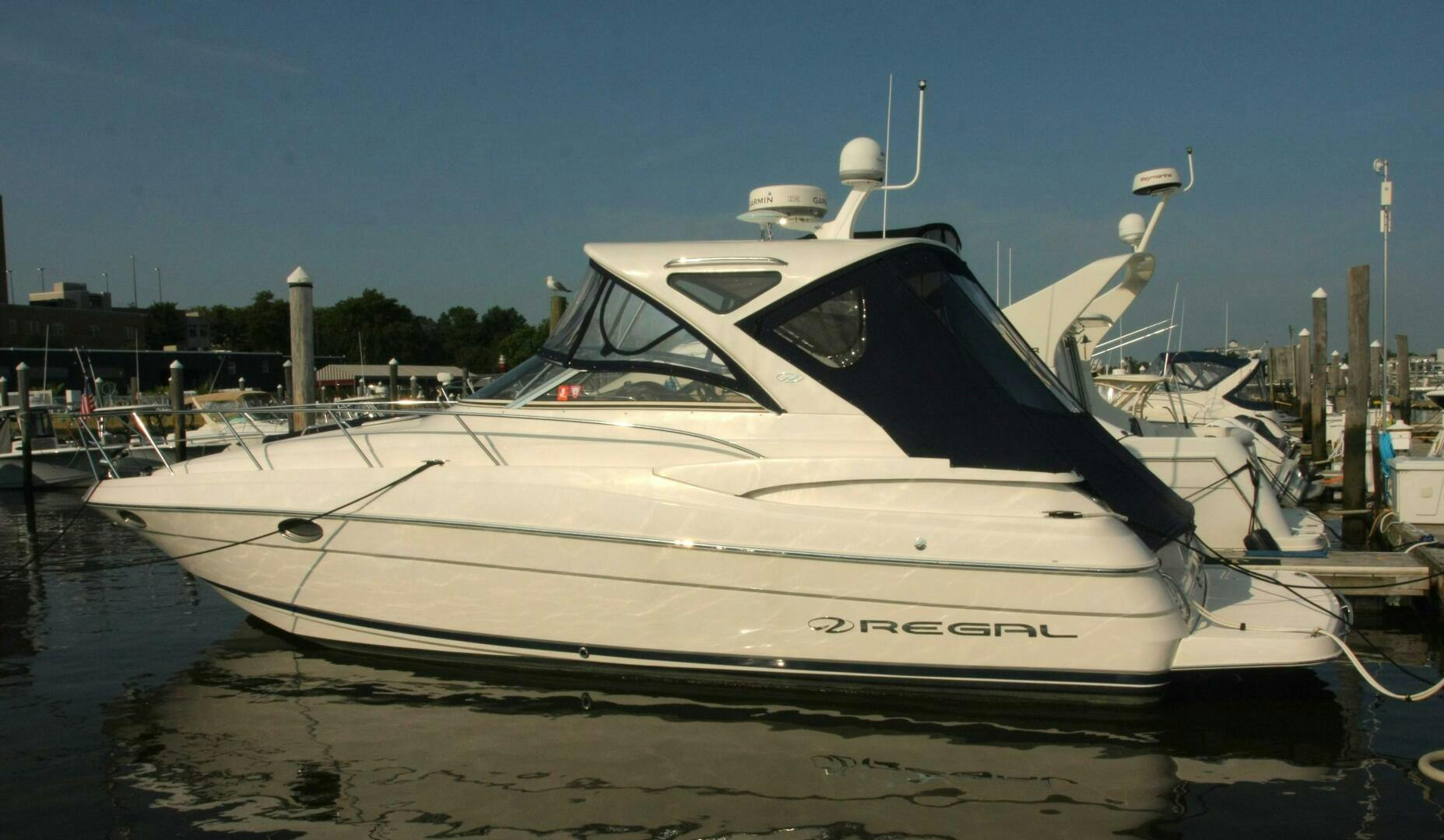 Regal-38 Express 2014 -Red Bank-New Jersey-United States-4695816