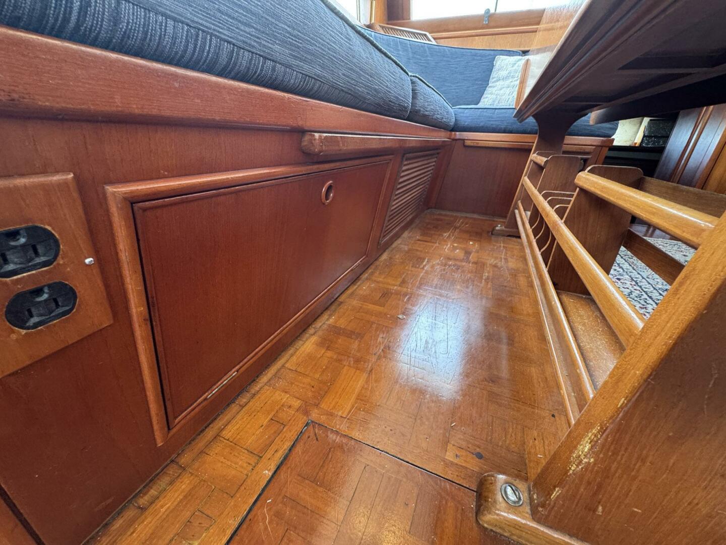 Grand Banks-42 Motor Yacht 1989-Carolina Breeze Georgetown-South Carolina-United States-5632183 | Thumbnail