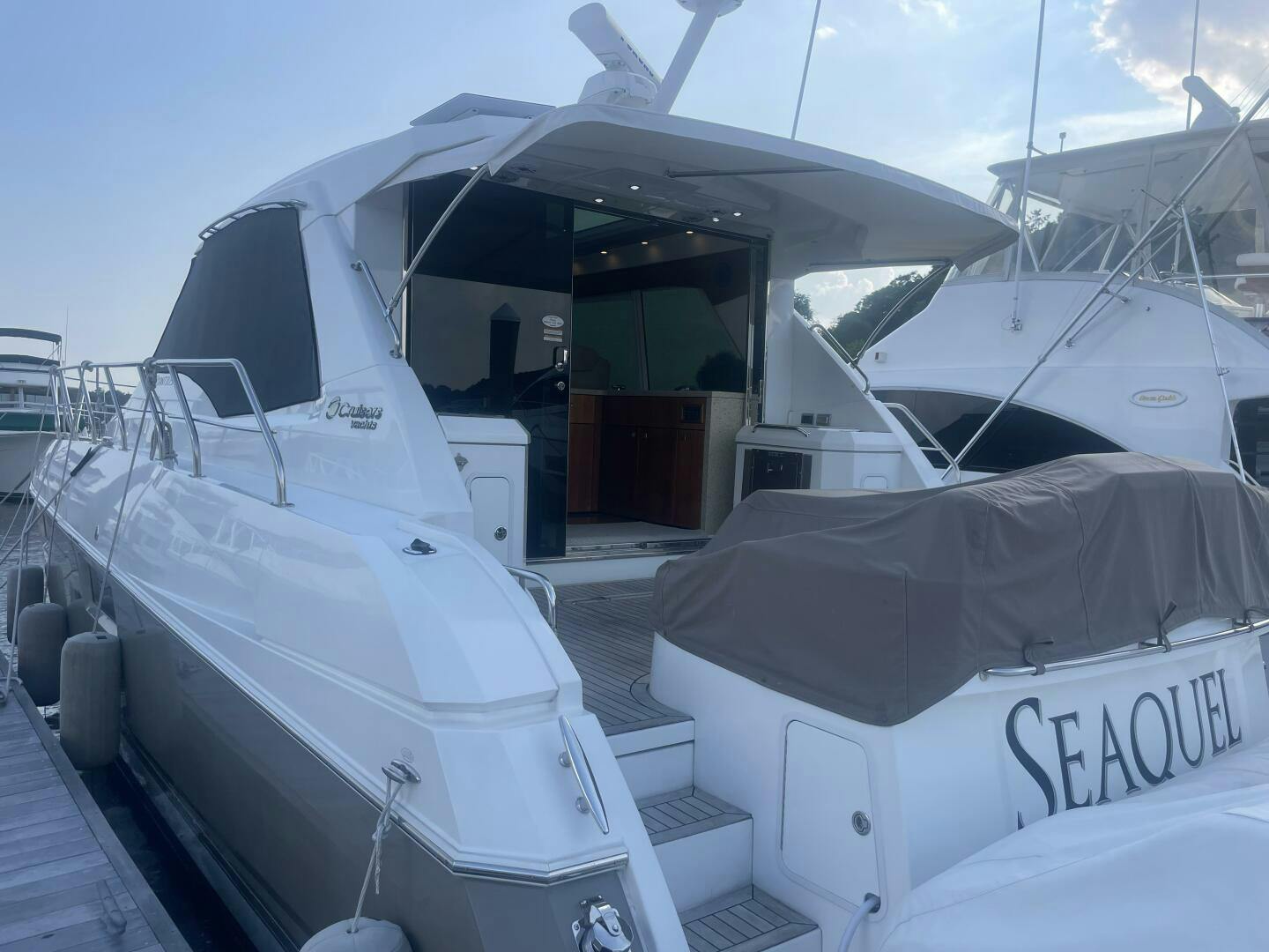 Cruisers Yachts-48 Cantius 2012-Sequel Greenwich-Rhode Island-United States-4697692
