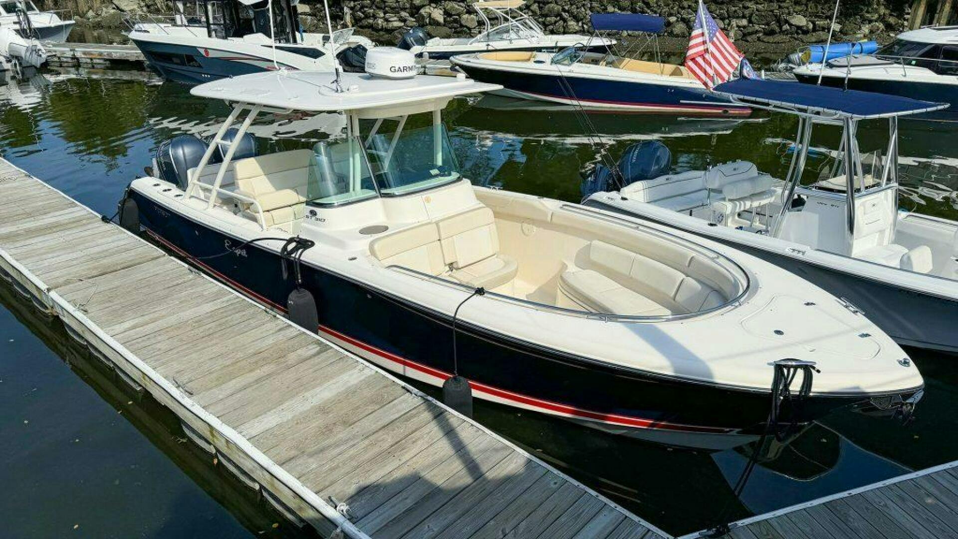 Pursuit-ST 310 Sport 2014 -Mamaroneck-New York-United States-4698880