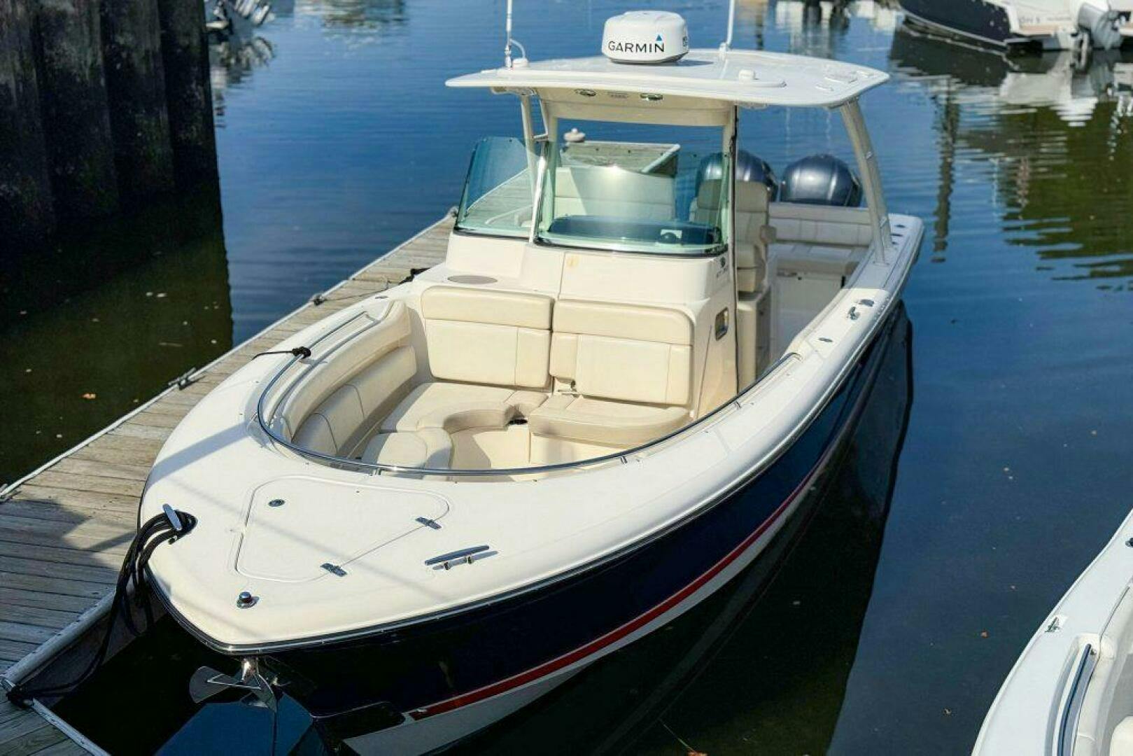 Pursuit-ST 310 Sport 2014 -Mamaroneck-New York-United States-4698872