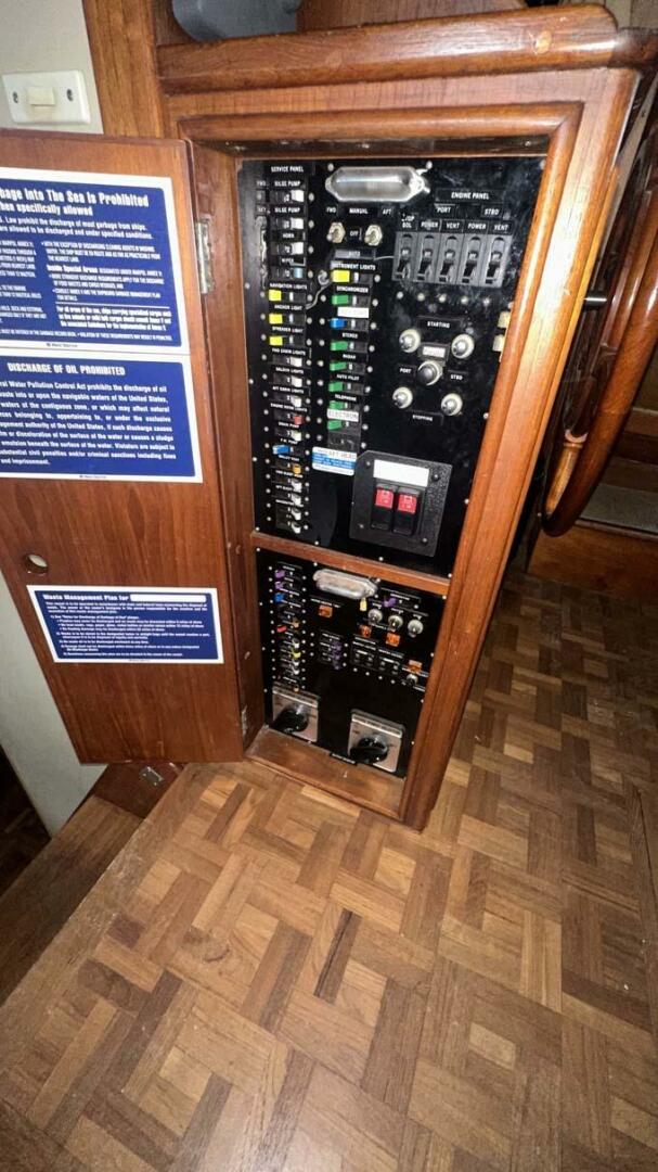 Grand Banks-Classic 1987-The Dog House Saint Petersburg-Florida-United States-4704309 | Thumbnail