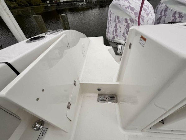 Pursuit-S 328 2023-Heads Carolina Middle River-Maryland-United States-4706882