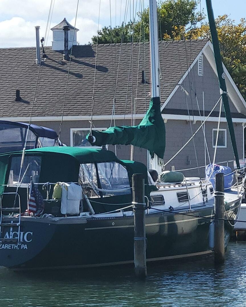 Mariner 1979 -Point Pleasant-New Jersey-United States-4714764