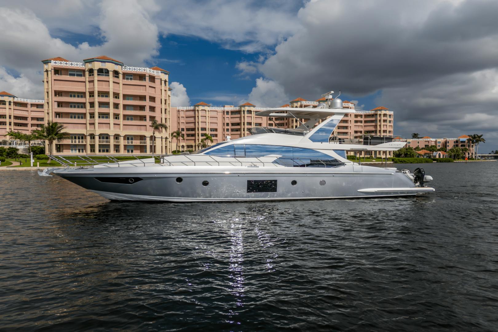 Azimut-66 FLY 2019 -Pompano Beach-Florida-United States-4709818