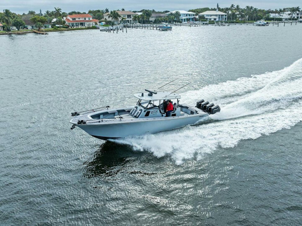 Front Runner-39 CC 2020-Down Range Fort Lauderdale-Florida-United States-4942984