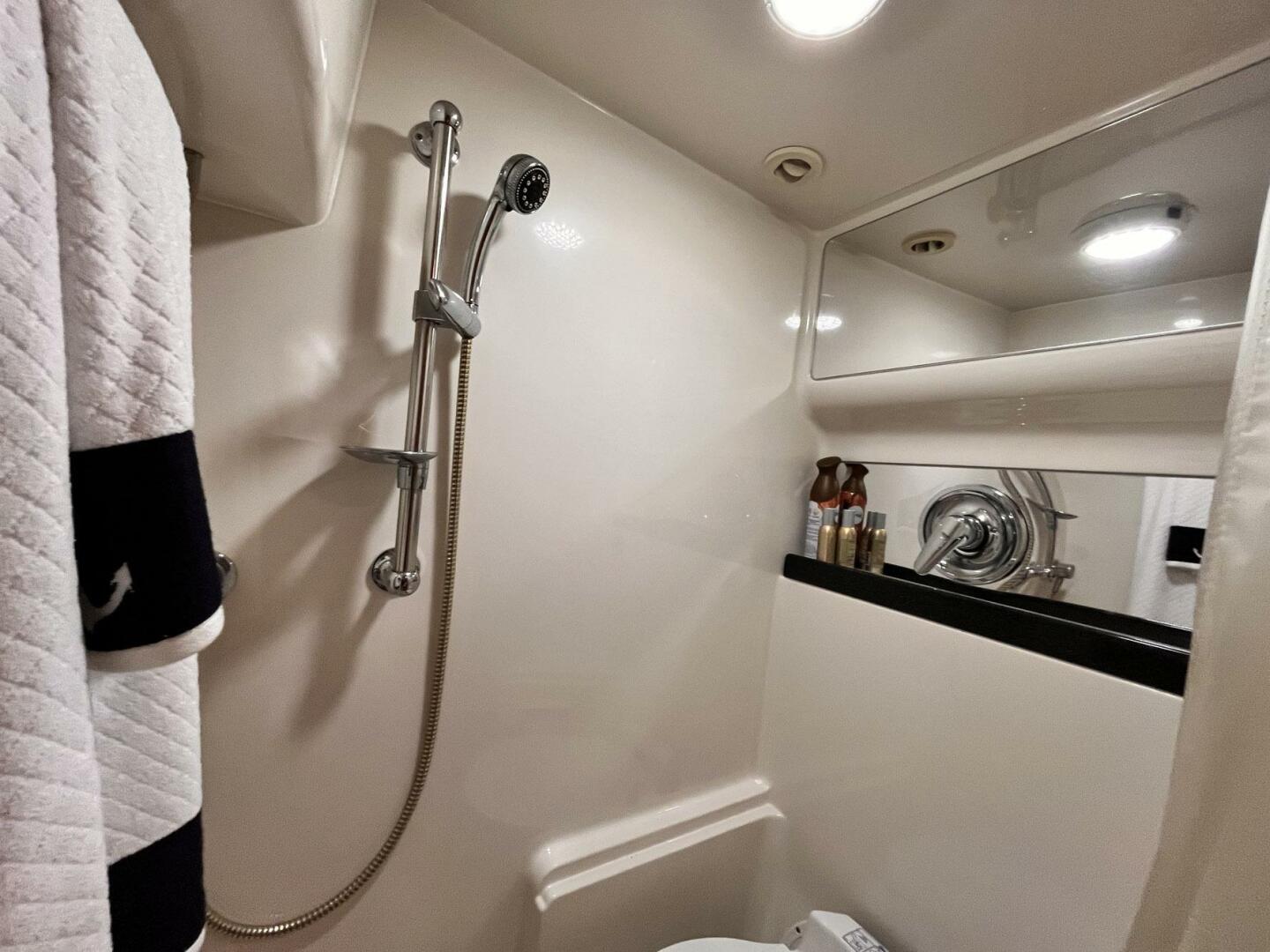 Regal-Commodore 4260 2002-Seaduction Middle River-Maryland-United States-4736443 | Thumbnail