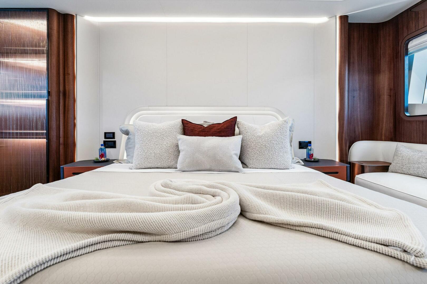 Aquitalia Yachts-Flybridge 2024 -Fort Lauderdale-Florida-United States-5195704 | Thumbnail