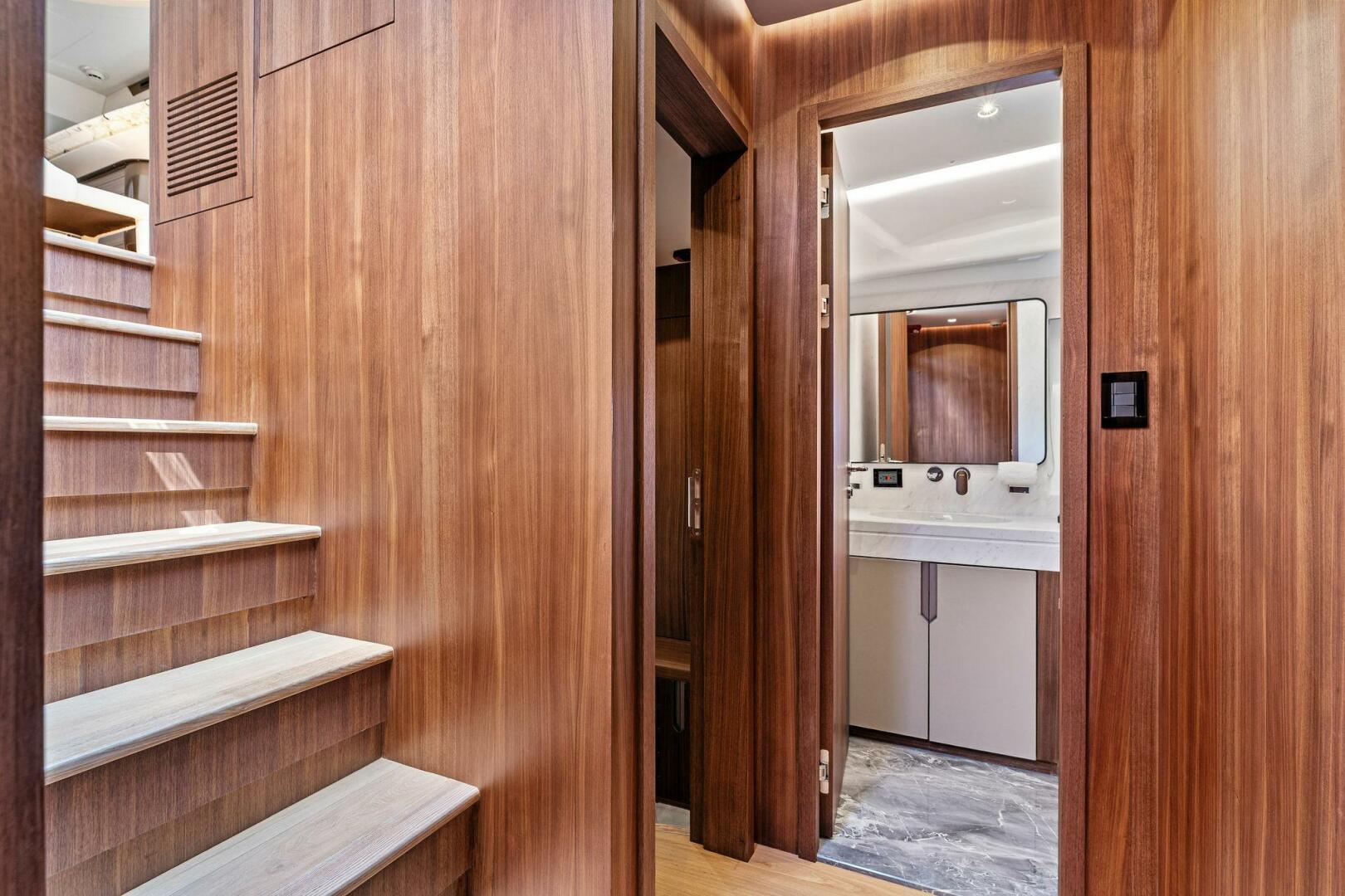 Aquitalia Yachts-Flybridge 2024 -Fort Lauderdale-Florida-United States-5195790 | Thumbnail