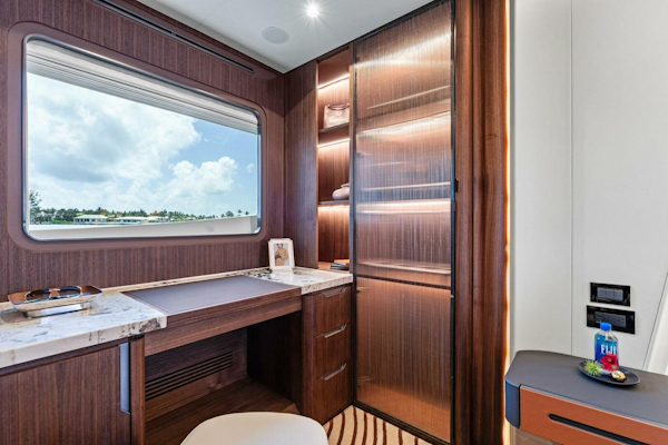Aquitalia Yachts-Flybridge 2024 -Fort Lauderdale-Florida-United States-5195712