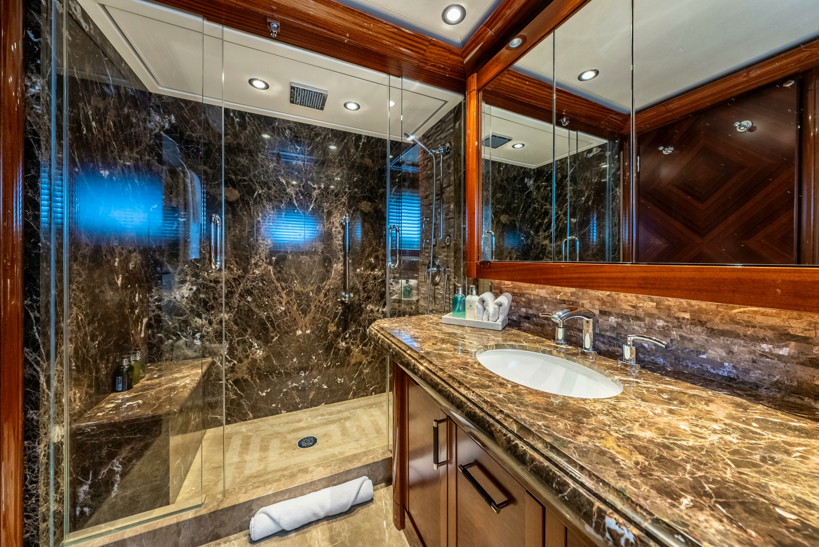 Westport-Westport 164 2013-VALINOR Fort Lauderdale-Florida-United States-6005500 | Thumbnail