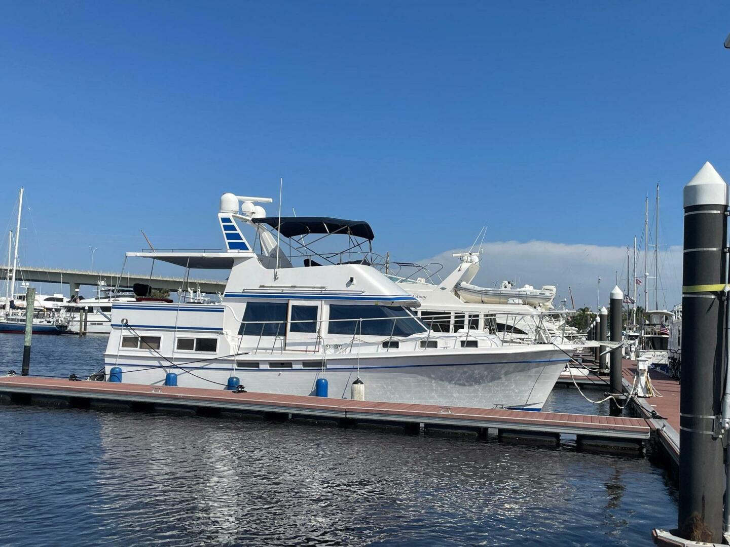 Marine Trader-40 LaBelle Sun Deck 1987-Manana Stuart-Florida-United States-4744731 | Thumbnail