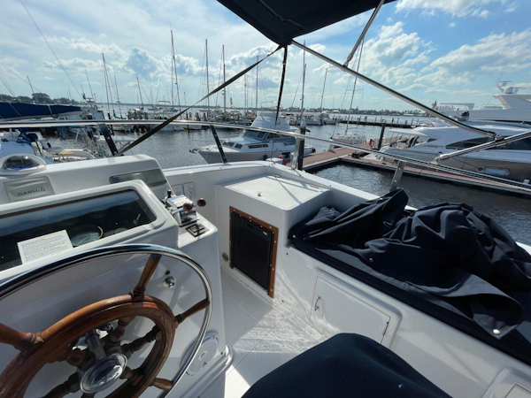 Marine Trader-40 LaBelle Sun Deck 1987-Manana Stuart-Florida-United States-4744719