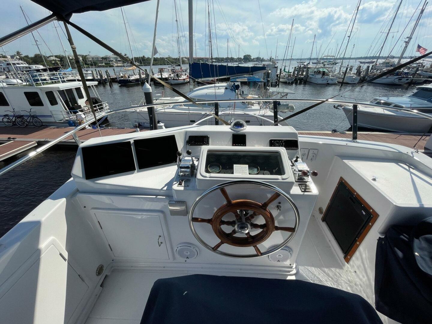 Marine Trader-40 LaBelle Sun Deck 1987-Manana Stuart-Florida-United States-4744714 | Thumbnail