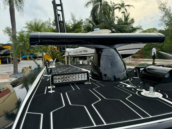 Nor-Tech-392 Super Fish 2024 -Pompano Beach-Florida-United States-4747808