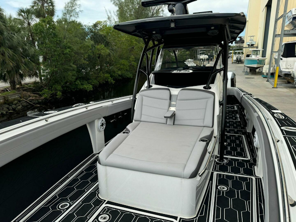 Nor-Tech-392 Super Fish 2024 -Pompano Beach-Florida-United States-4747843