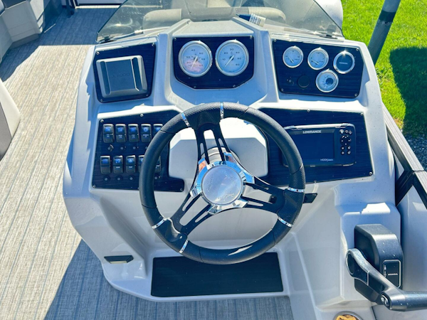 SunChaser-Geneva LR PSB TRITOON 2022 -North Wildwood-New Jersey-United States-4752020