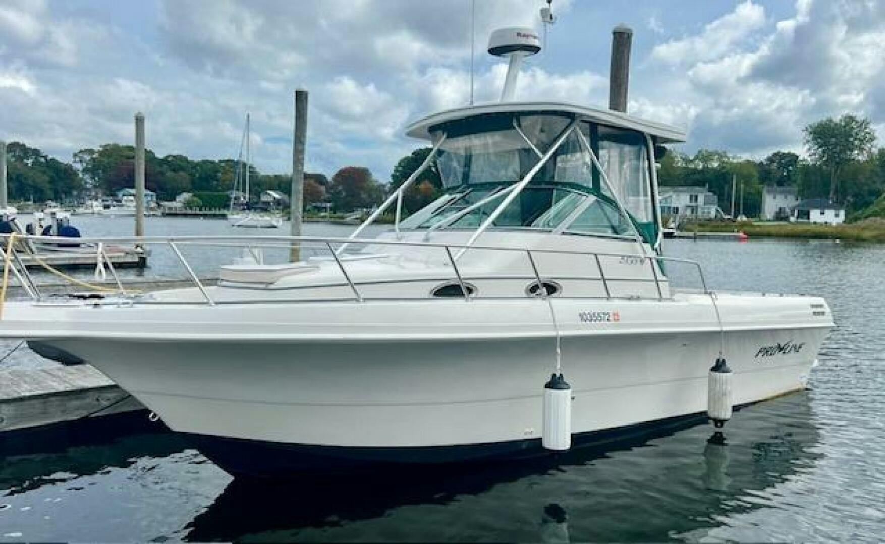 Pro-Line-2950 Wa 1995 -Warwick-Rhode Island-United States-4753325