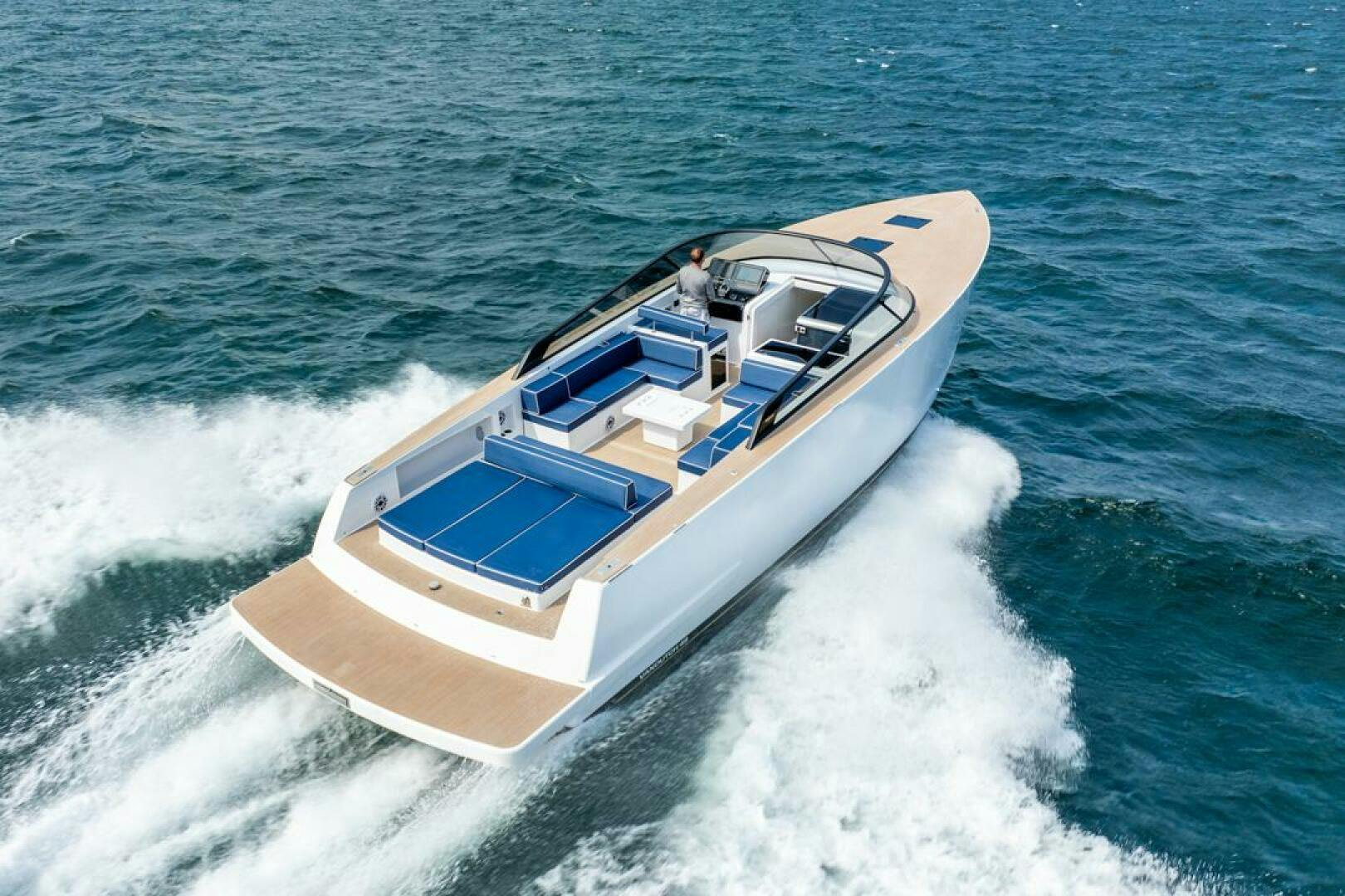 VanDutch 2024 -Fort Lauderdale-Florida-United States-4756755