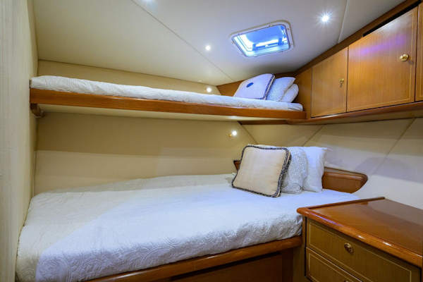 Ocean Yachts-50 Super Sport 2004-SUMMEREBEL Newburyport-Massachusetts-United States-Ocean Yachts 50 SUMMEREBLE -Forward Stateroom-4757545
