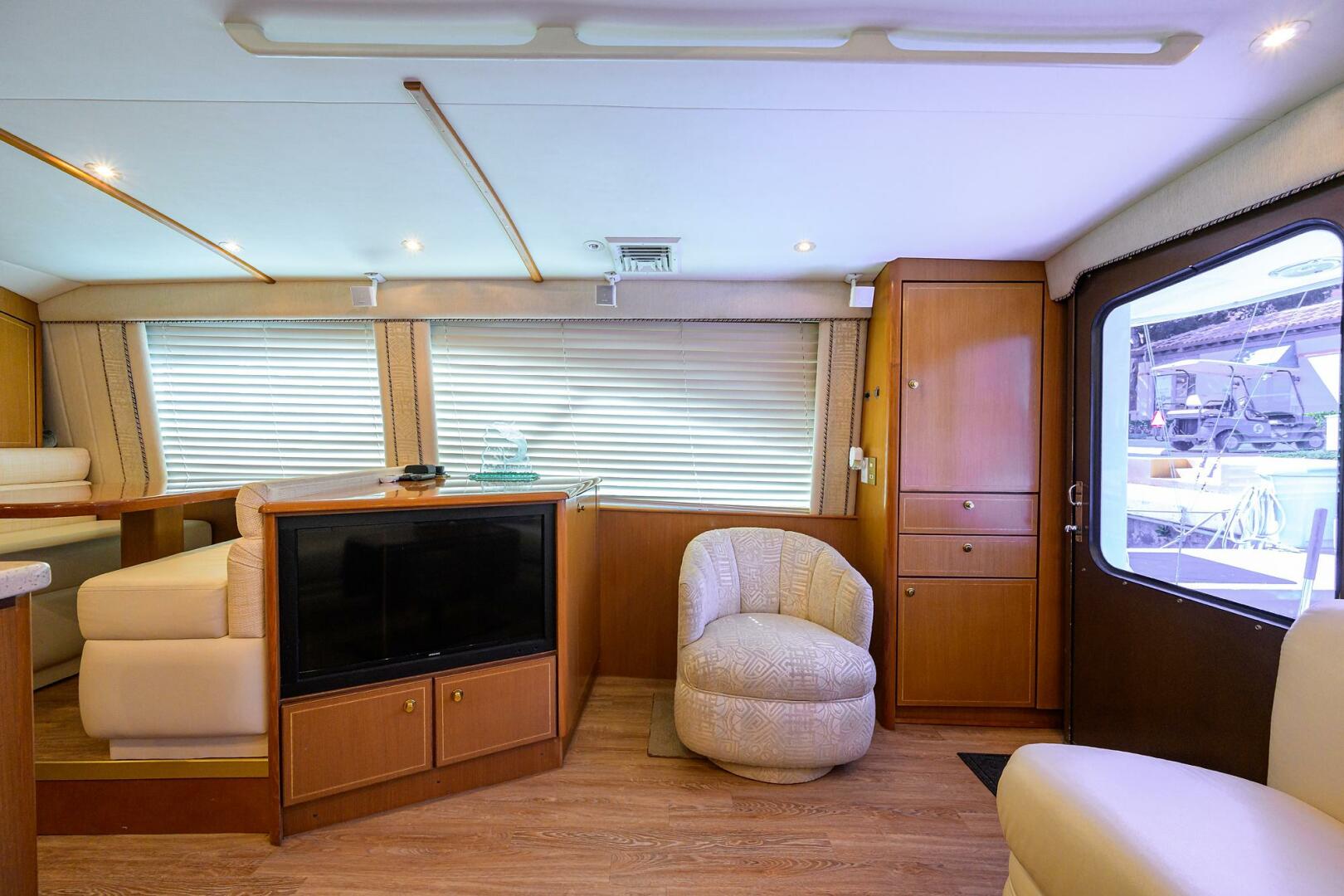 Ocean Yachts-50 Super Sport 2004-SUMMEREBEL Newburyport-Massachusetts-United States-Ocean Yachts 50 SUMMEREBLE  Salon-4757541 | Thumbnail