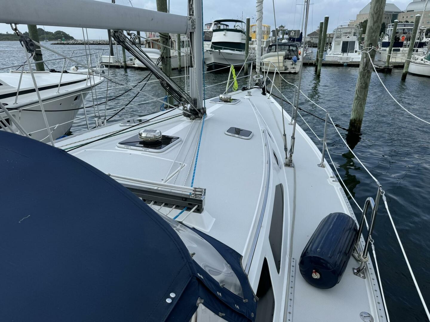 Catalina-MK II 2004-J RENEE Groton-Connecticut-United States-4763126 | Thumbnail