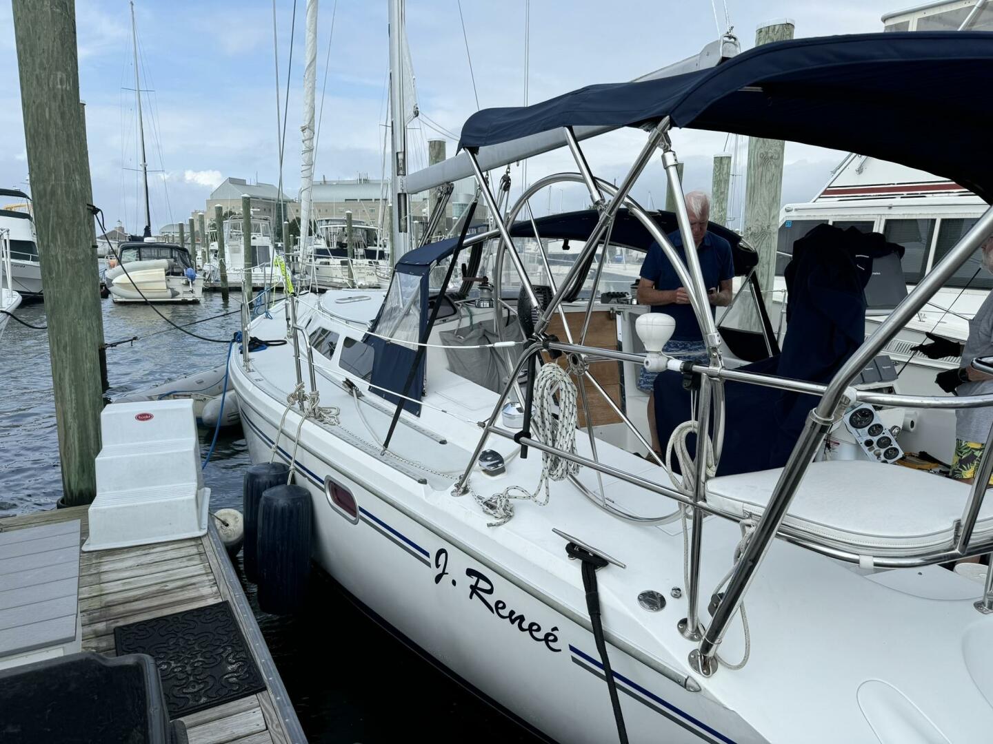 Catalina-MK II 2004-J RENEE Groton-Connecticut-United States-4763131 | Thumbnail