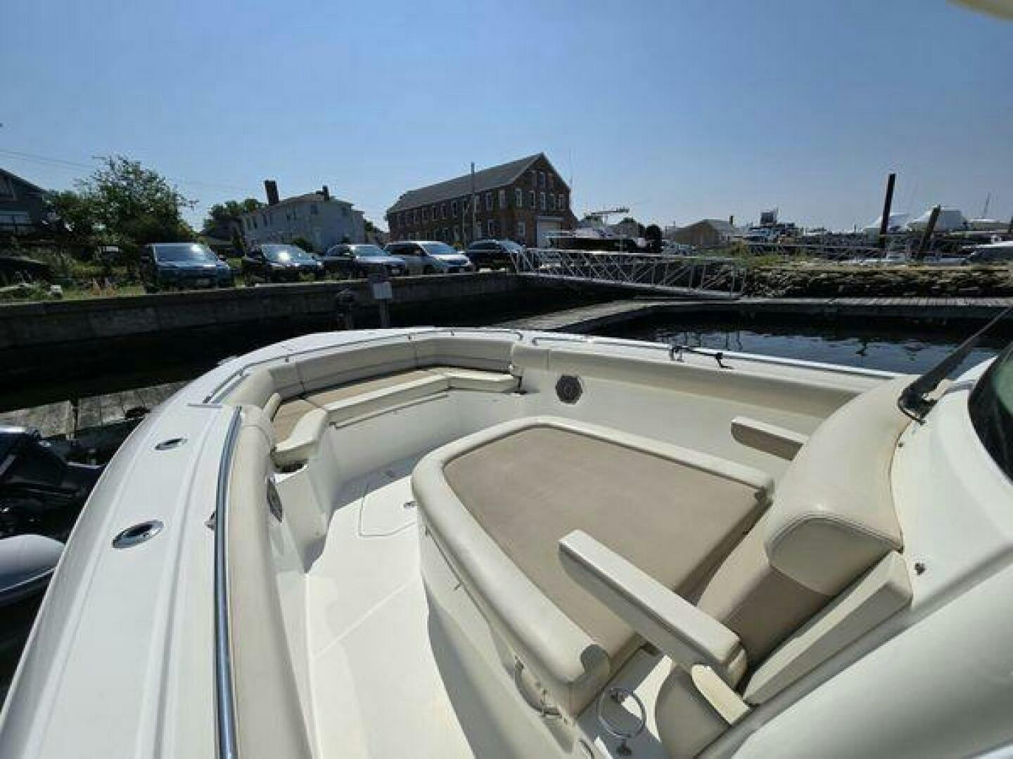 Boston Whaler 2017 -Barrington-Rhode Island-United States-4765336