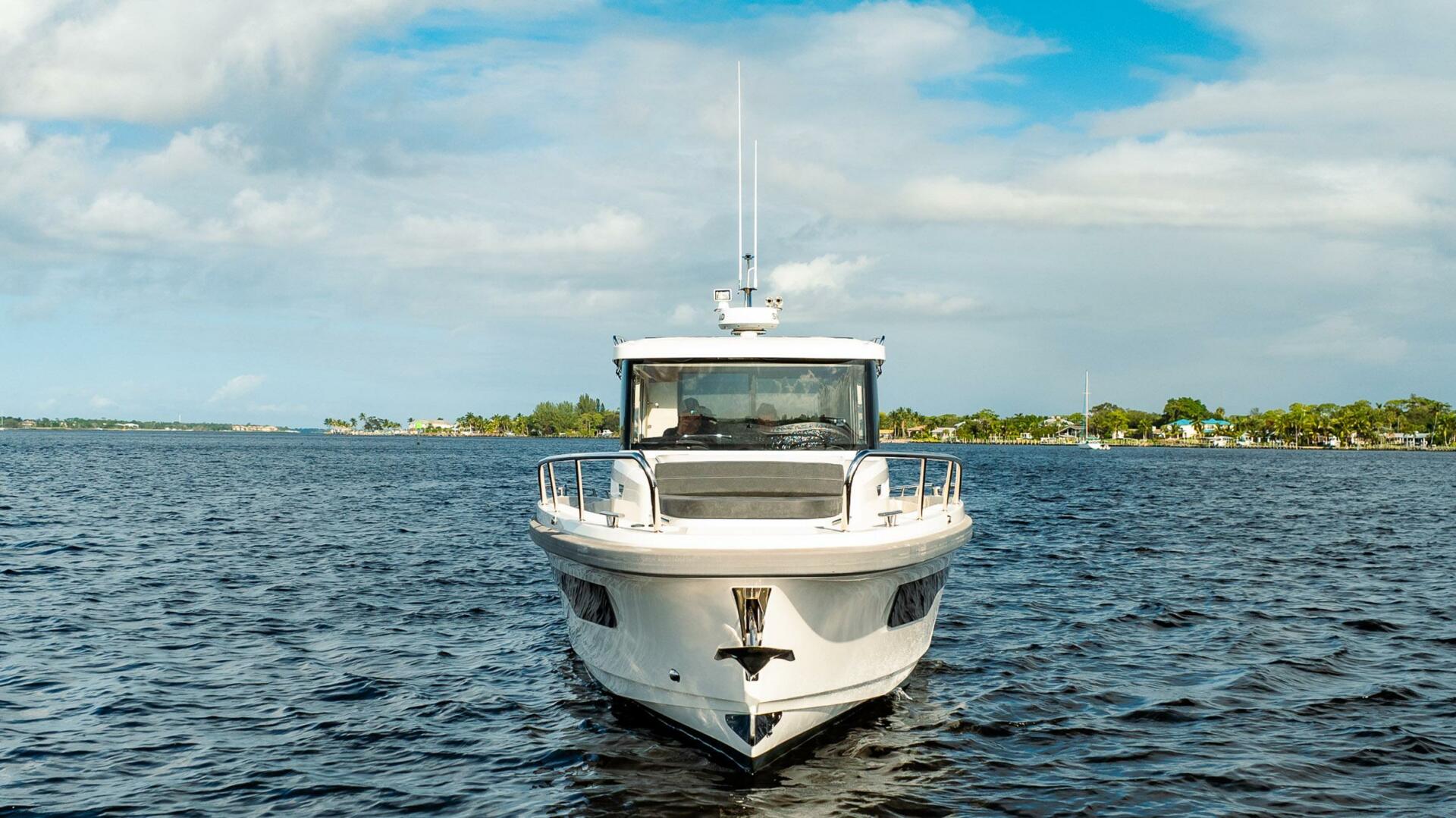 Nimbus-C-11 2021-Lucky Lindy Marsh Harbor-Bahamas-4766155 | Thumbnail