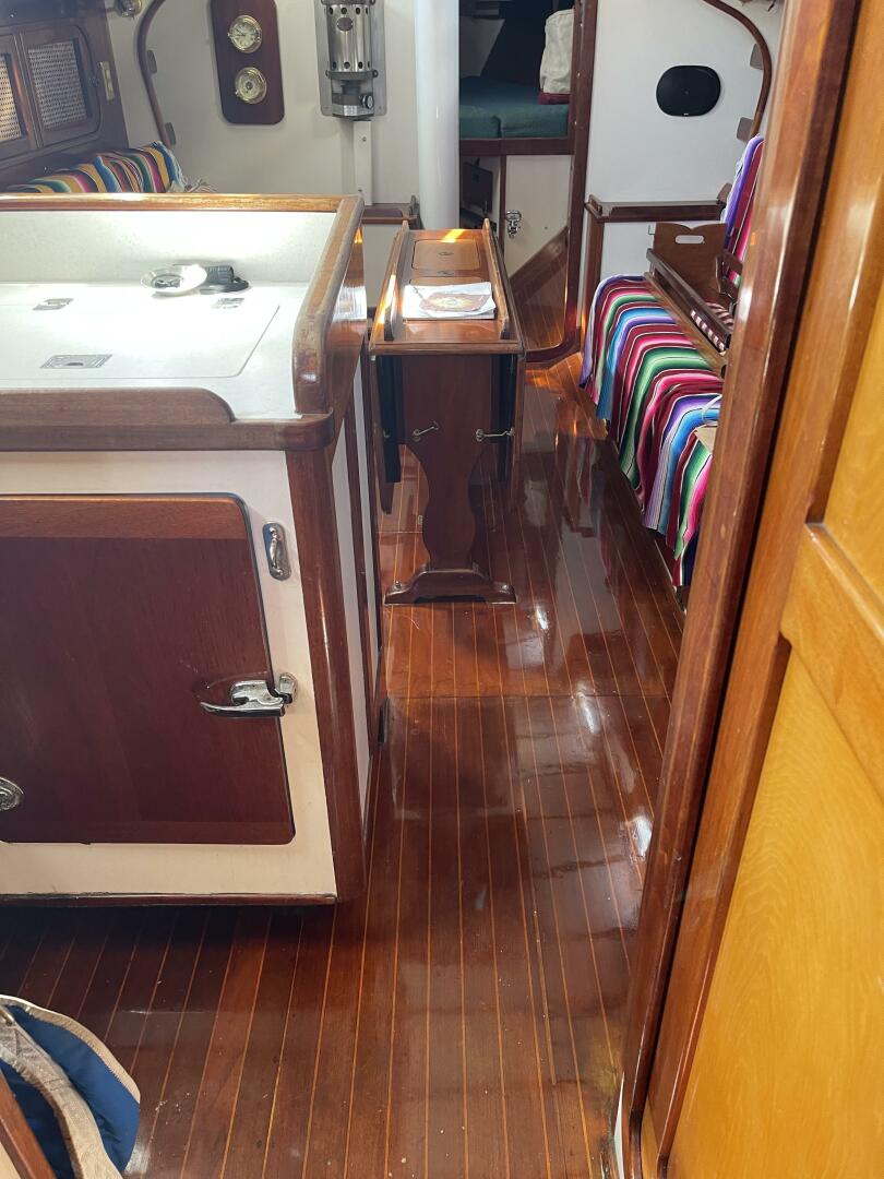 Cherubini-44 1980-Tuckerbrunk Long Beach-California-United States-4768167 | Thumbnail