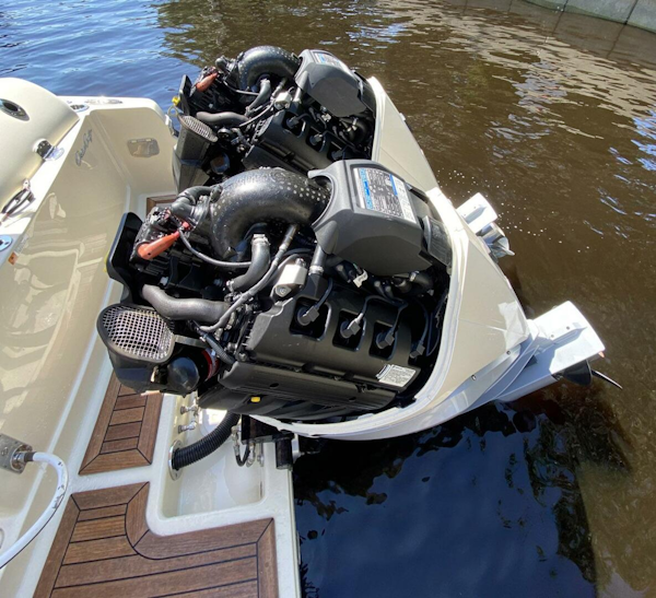 Chris-Craft-Catalina 2022 -Ponte Vedra Beach-Florida-United States-4771946