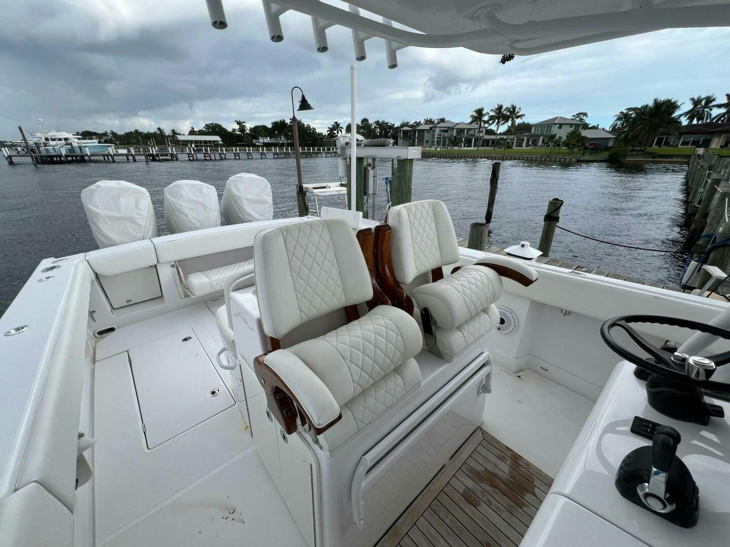 Jupiter-38 HFS 2021-TWIN LIFE Stuart-Florida-United States-Helm Station Seating-4772116