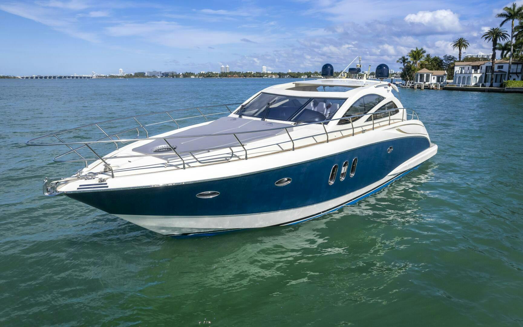 Astondoa-53 Open 2005 -North Miami Beach-Florida-United States-4772811