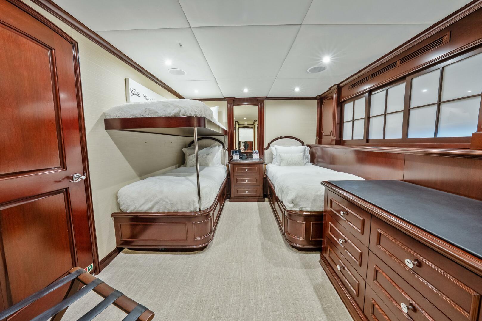 Trinity Yachts-Tri-Deck 2005-NICOLE EVELYN Highlands-New Jersey-United States-5129403 | Thumbnail