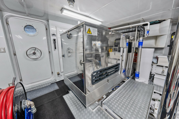 Trinity Yachts-Tri-Deck 2005-NICOLE EVELYN Highlands-New Jersey-United States-5129451