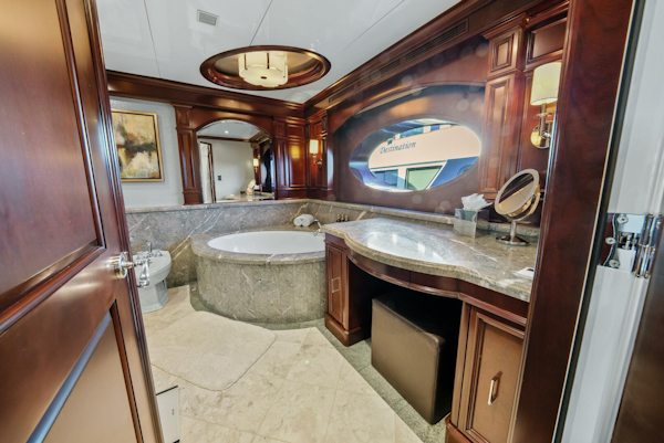 Trinity Yachts-Tri-Deck 2005-NICOLE EVELYN Highlands-New Jersey-United States-5129399