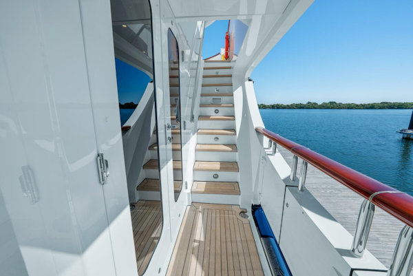 Trinity Yachts-Tri-Deck 2005-NICOLE EVELYN Highlands-New Jersey-United States-5129440