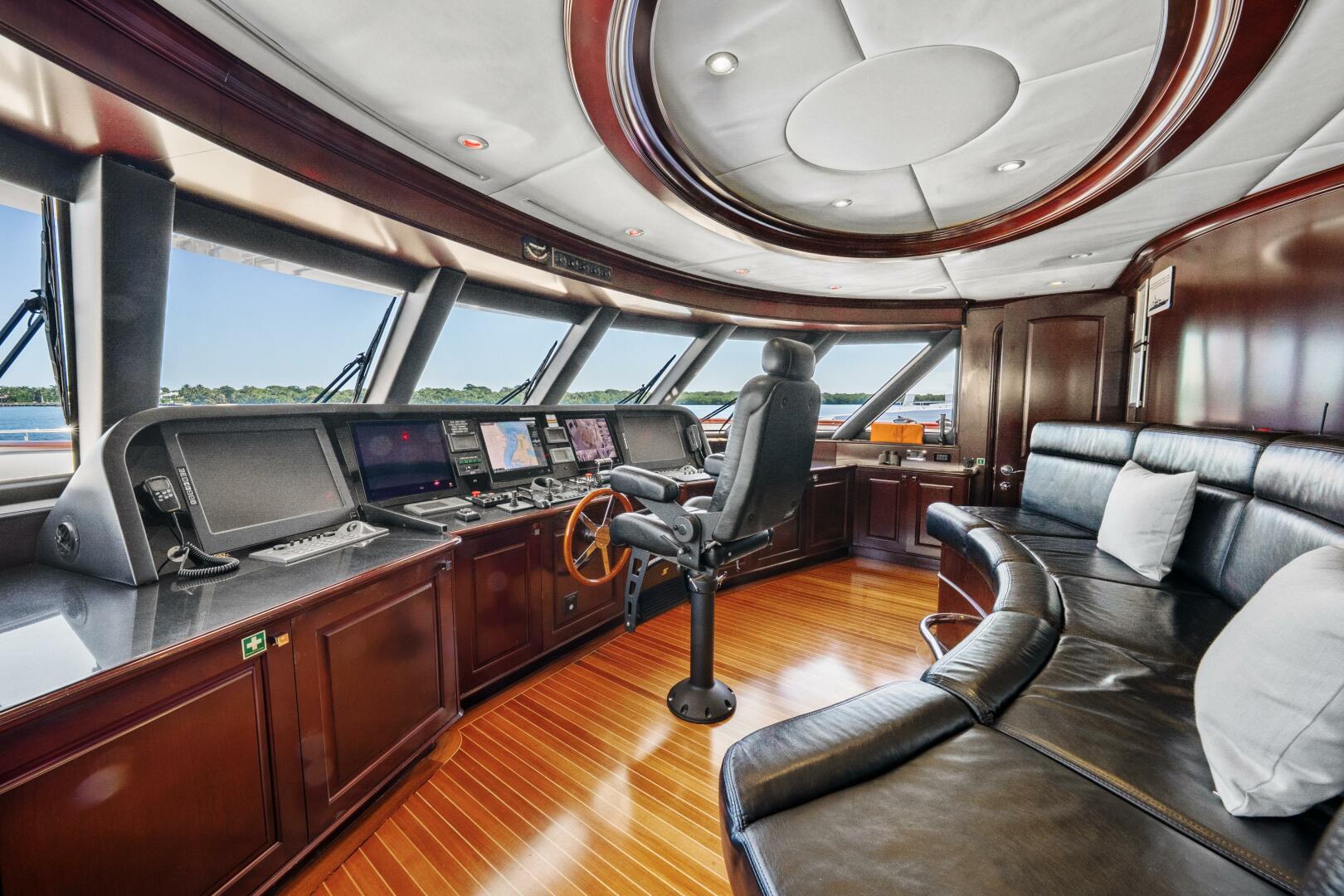 Trinity Yachts-Tri-Deck 2005-NICOLE EVELYN Highlands-New Jersey-United States-5129418 | Thumbnail