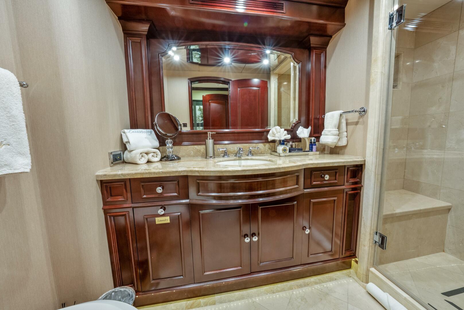 Trinity Yachts-Tri-Deck 2005-NICOLE EVELYN Highlands-New Jersey-United States-5129405 | Thumbnail