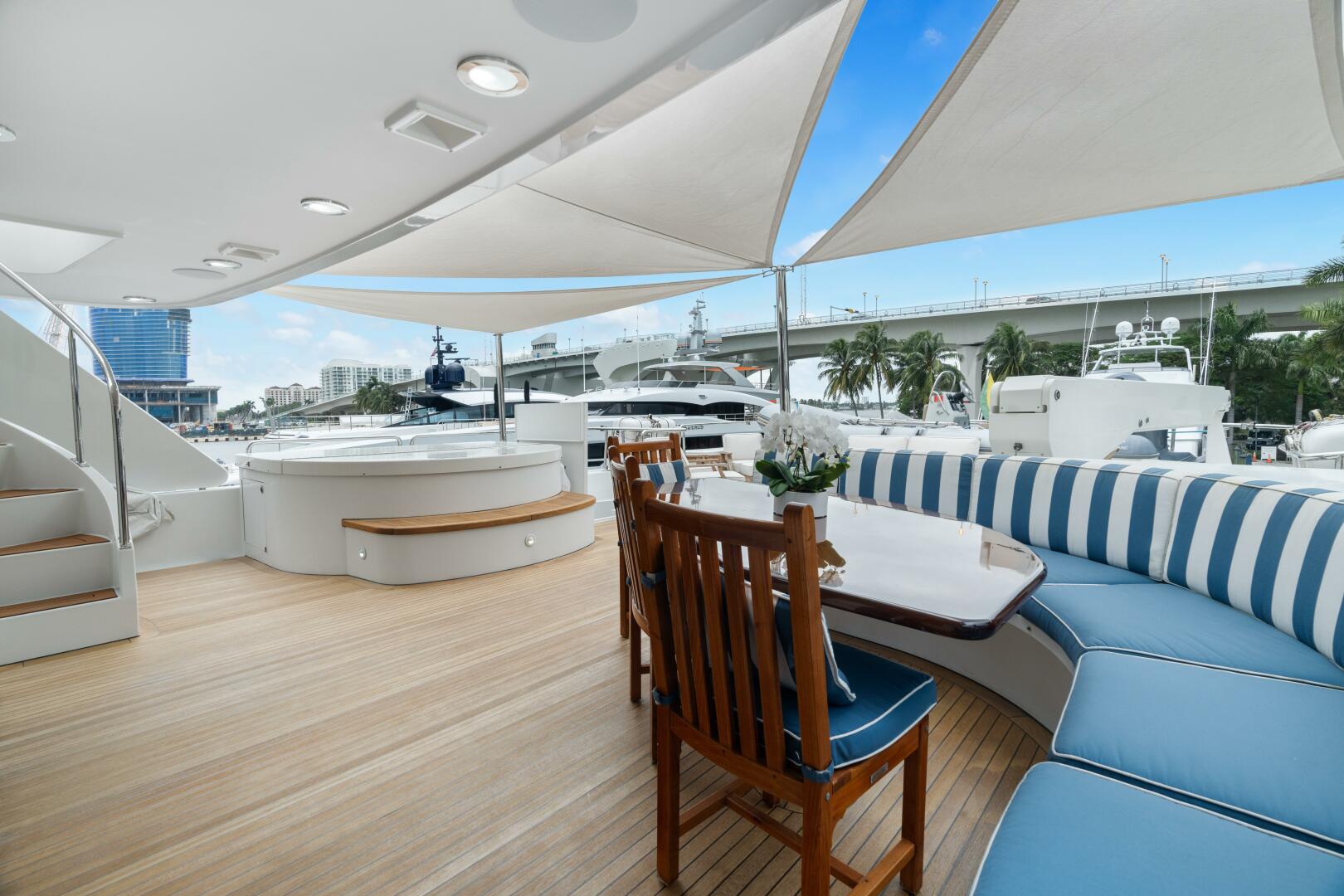 Westport-130 Tri-Deck Motor Yacht 2004-ELYSIAN Key Largo-Florida-United States-5052441 | Thumbnail