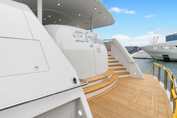 Westport-130 Tri-Deck Motor Yacht 2004-ELYSIAN Key Largo-Florida-United States-5052445