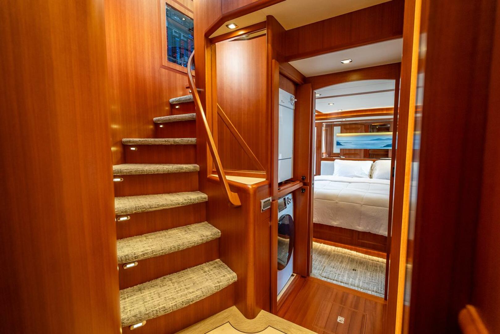 Hampton-658l Endurance 2022-Sunny SeaJay Palm Beach Gardens-Florida-United States-5069685 | Thumbnail