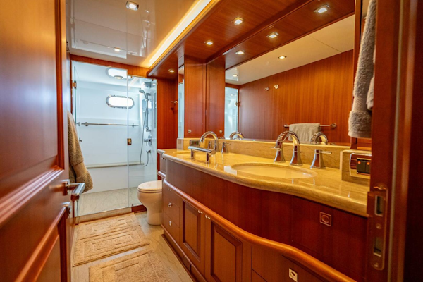 Hampton-658l Endurance 2022-Sunny SeaJay Palm Beach Gardens-Florida-United States-5069682