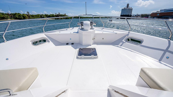 Hampton-658l Endurance 2022-Sunny SeaJay Palm Beach Gardens-Florida-United States-5069704