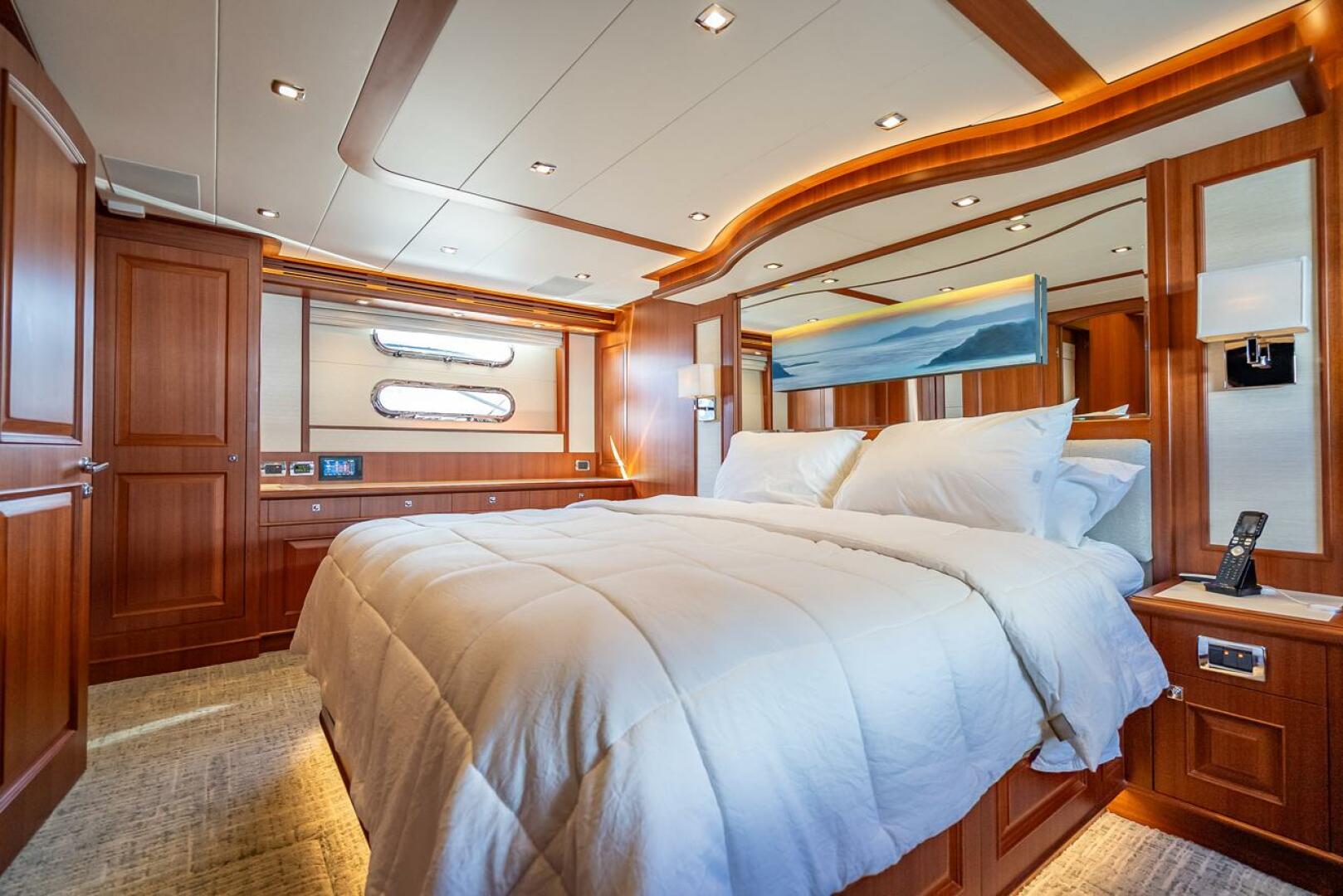 Hampton-658l Endurance 2022-Sunny SeaJay Palm Beach Gardens-Florida-United States-5069680 | Thumbnail