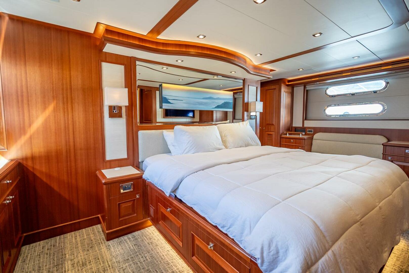 Hampton-658l Endurance 2022-Sunny SeaJay Palm Beach Gardens-Florida-United States-5069678 | Thumbnail
