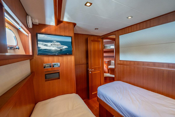 Hampton-658l Endurance 2022-Sunny SeaJay Palm Beach Gardens-Florida-United States-5069693
