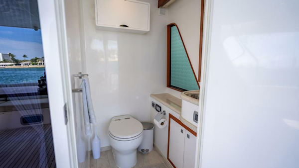 Hampton-658l Endurance 2022-Sunny SeaJay Palm Beach Gardens-Florida-United States-5069698