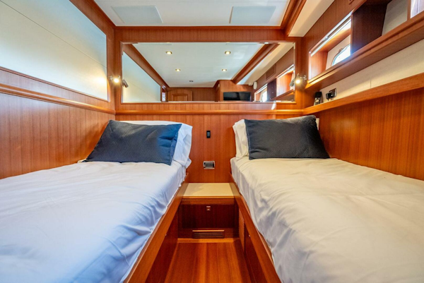 Hampton-658l Endurance 2022-Sunny SeaJay Palm Beach Gardens-Florida-United States-5069692